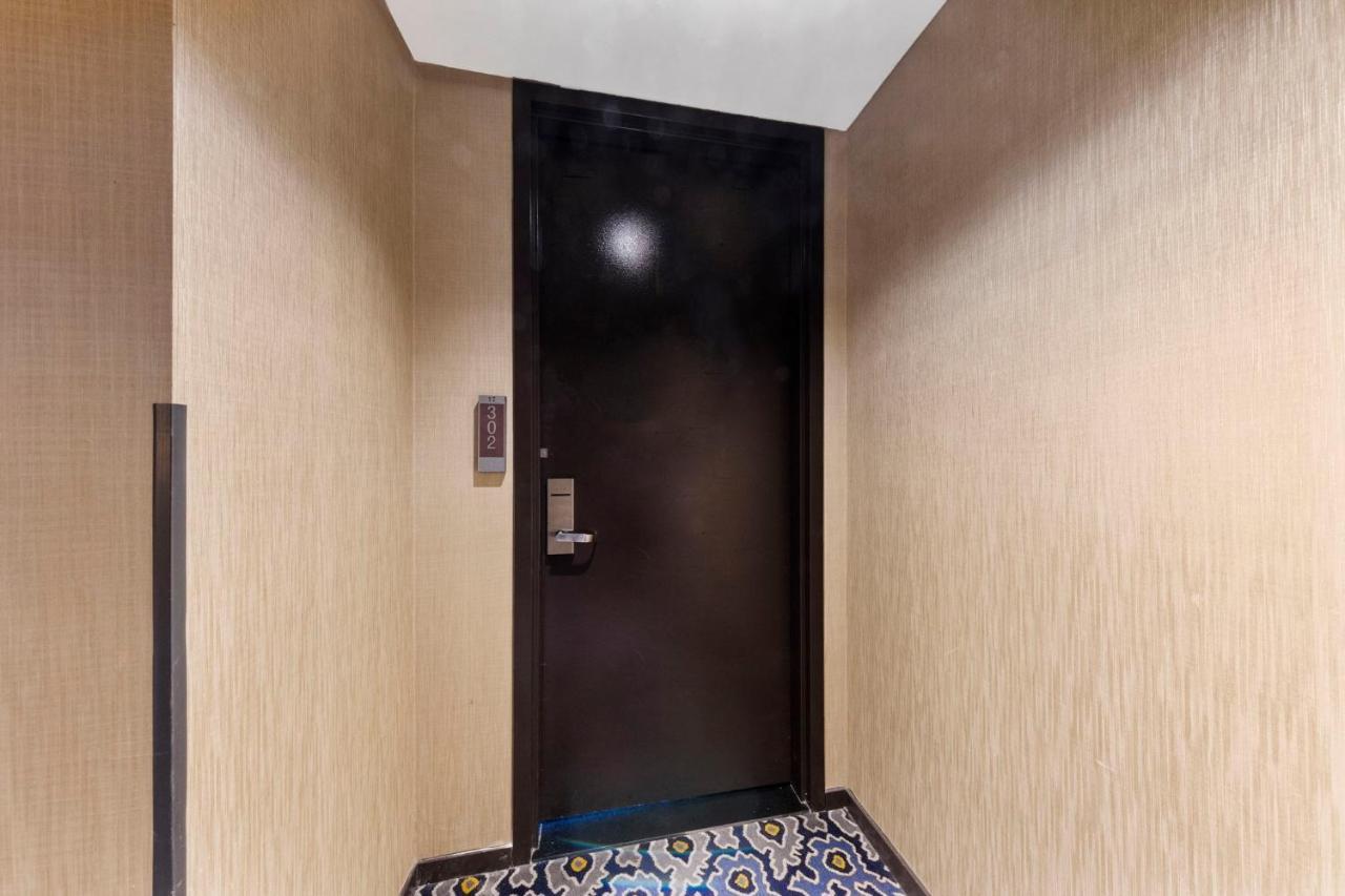 Huge Modern Luxury 17 Floor Panoramic Corner Suite With Open Balcony لاس فيغاس المظهر الخارجي الصورة