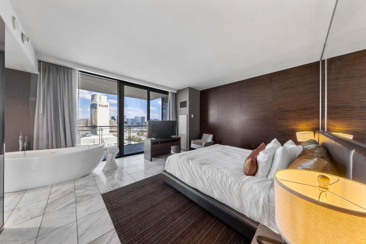 Huge Modern Luxury 17 Floor Panoramic Corner Suite With Open Balcony لاس فيغاس المظهر الخارجي الصورة